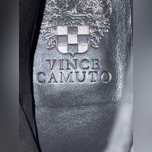 Vince Camuto VC-Webey Gray Suede Leather Ankle Booties...Size 6.5 - Picture 11 of 13